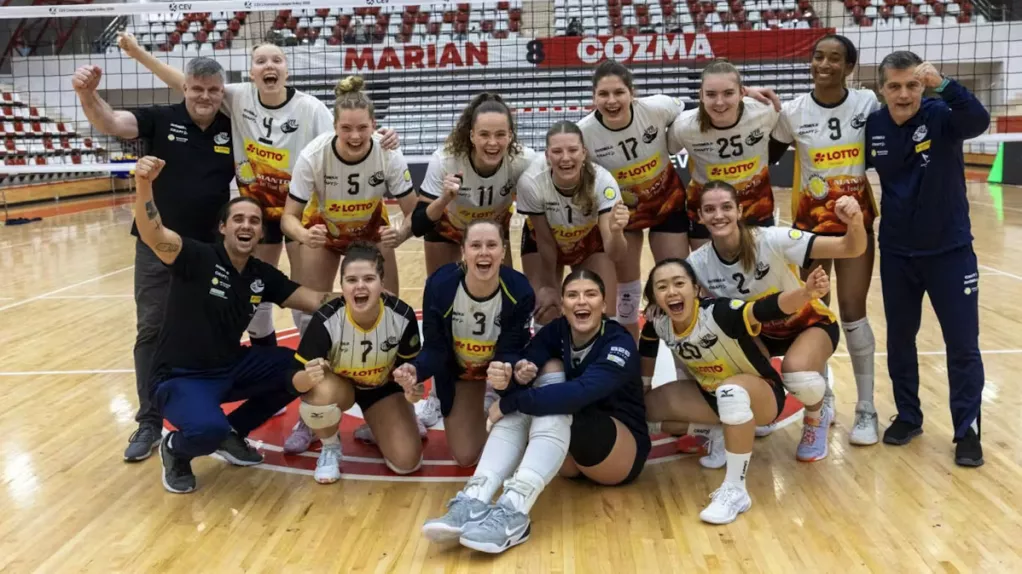 Dinamo Bucarest gegen VfB91Suhl